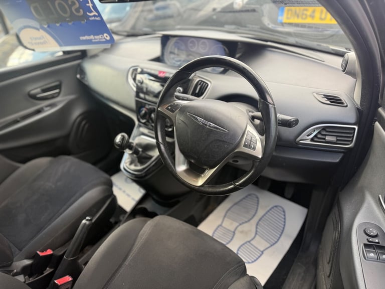 2013 Chrysler Ypsilon 1.2 SE Hatchback 5dr Petrol Manual Euro 5 (s/s) (69 bhp)