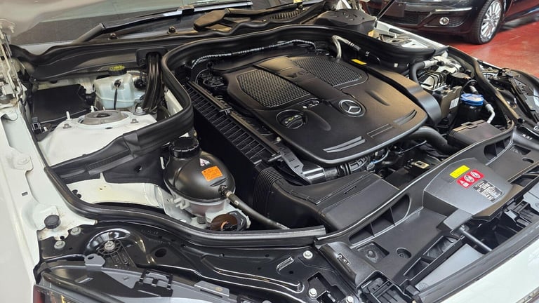  Mercedes-Benz E-Class 3.5 AUTO AMG LINE E350 AVANTGARDE Petrol Automatic