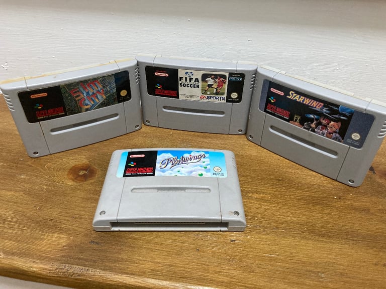 image for  4 Nintendo snes games