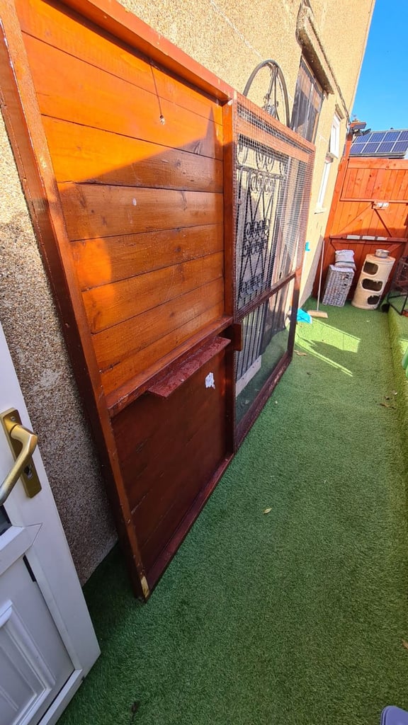Cattery 8ft x 4 ft
