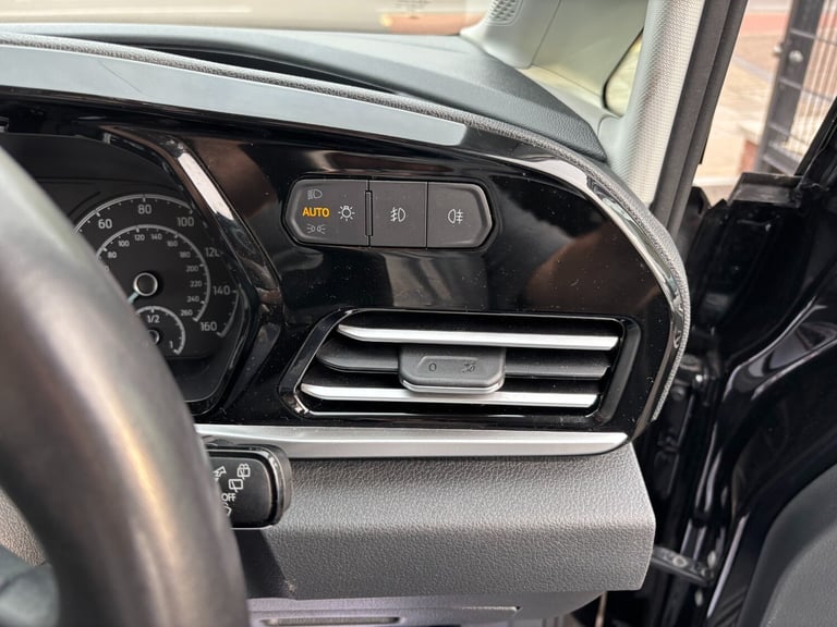 2022 Ford Tourneo Connect 2.0 EcoBlue Titanium 5dr [7 seat] MPV Diesel Manual