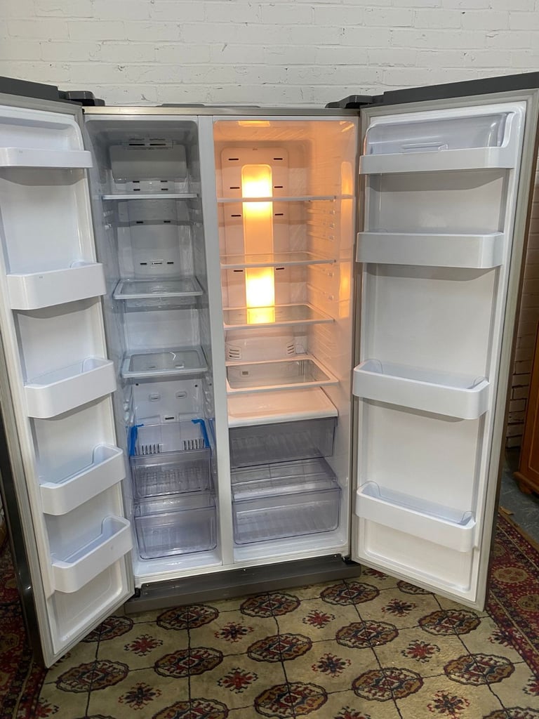 Samsung Non Plumb Stainless Steel American Double Door Fridge Freezer For
