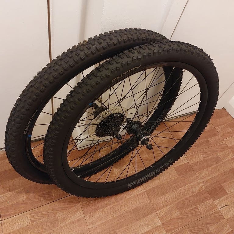 Carrera Vengeance Bike Wheel Set 27.5. New Tyres & Puncture Proof Inner Tubes. 