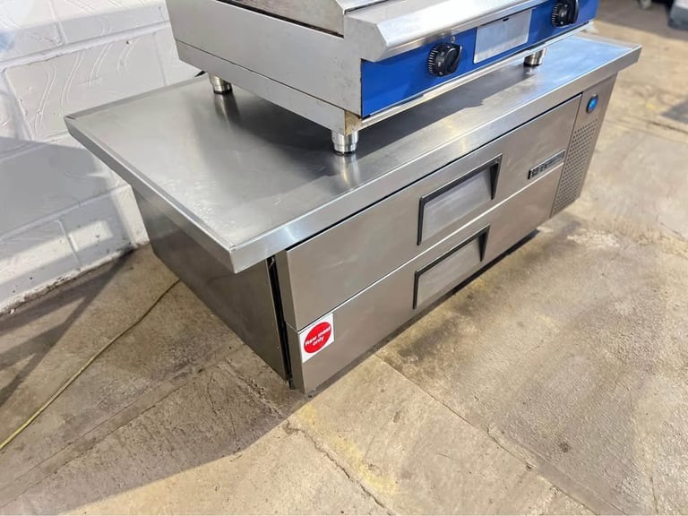  Commercial True Drawer Undercounter Chefs Base Fridge for Sale