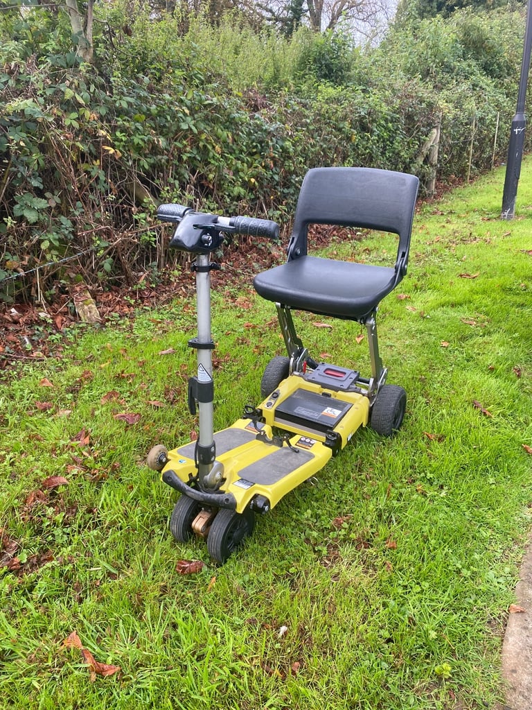 Luggie Elite Folding Mobility Scooter 