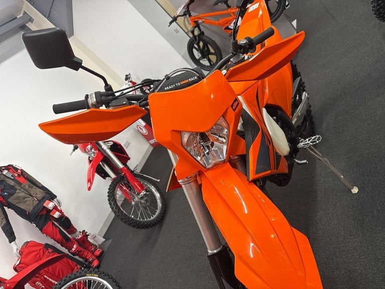 2025 KTM Offroad Enduro 250 EXC Petrol orange 6 Speed