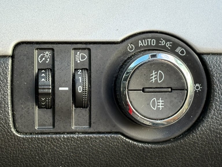 2016 Ford Grand C-MAX 1.5 TDCi Zetec MPV 5dr Diesel Manual Euro 6 (s/s) (120 ps)