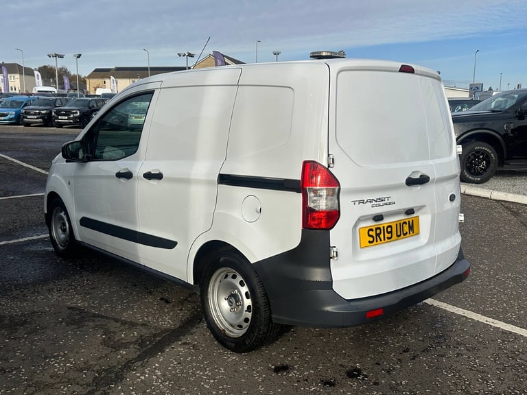2019 Ford Transit Courier 1.5 TDCi Van [6 Speed] PANEL VAN DIESEL Manual