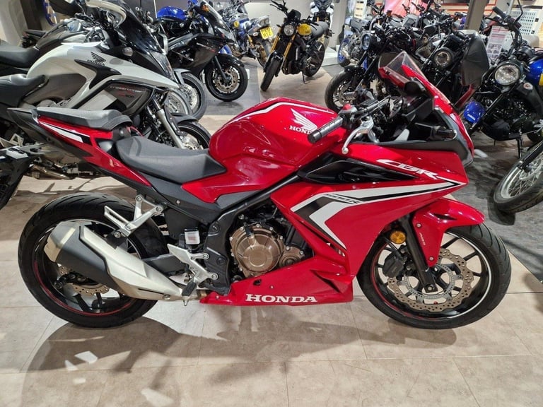 image for HONDA CBR 500R IN RED