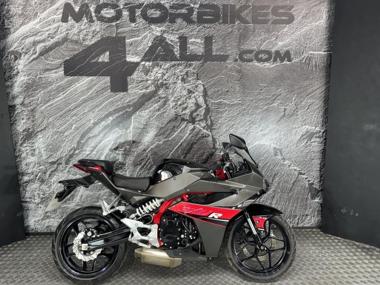 HYOSUNG GD250R GD 250 R 2016