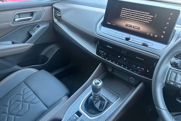 2025 Nissan Qashqai 1.3 DiG-T MH Tekna 5dr Hatchback Petrol Manual