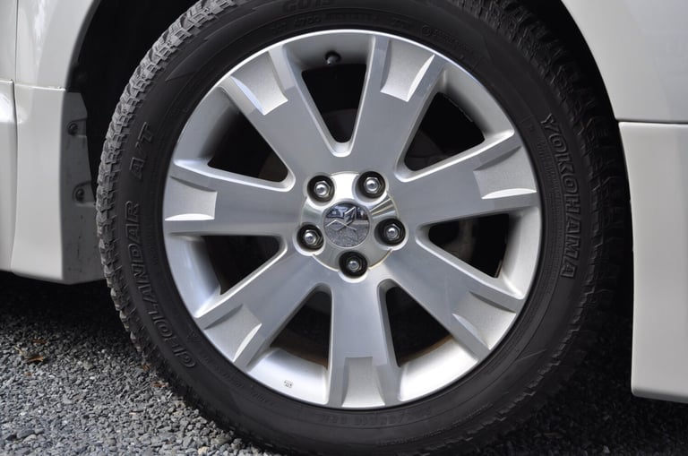 2010 Mitsubishi Delica D5 4WD ROADEST MPV Petrol Automatic