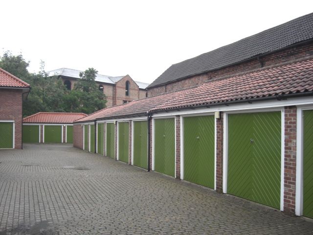 Garage To Let - York city centre