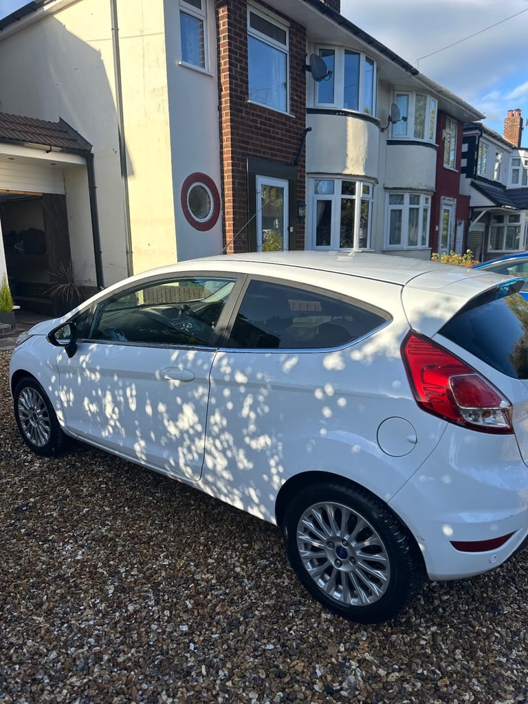 Ford, FIESTA, Hatchback, 2014, Manual, 998 (cc), 3 doors