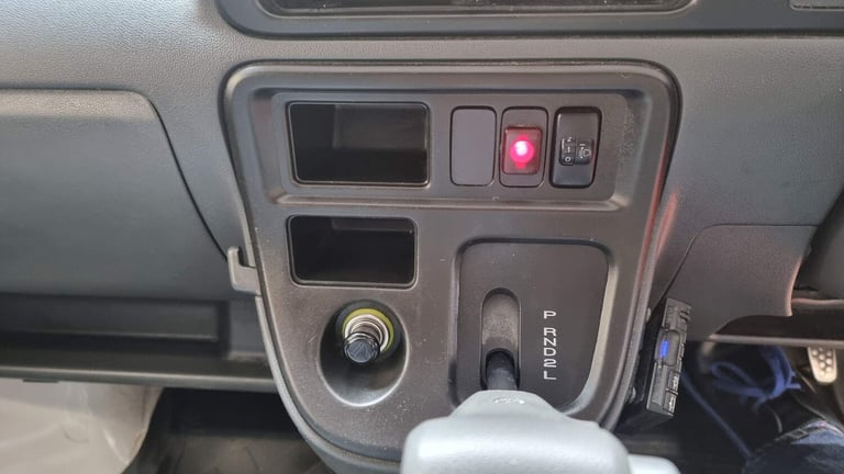 2023 Daihatsu Hijet Cargo 660cc Auto Freezer Van Ulez Free Petrol Automatic