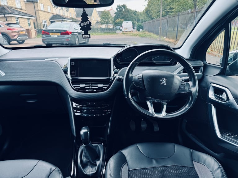 PEUGEOT 2008 ALLURE E-HDI