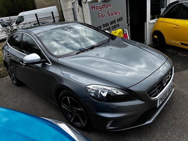 image for 2015 Volvo V40 2.0 D3 R-Design Nav Euro 6 (s/s) 5dr HATCHBACK Diesel Manual