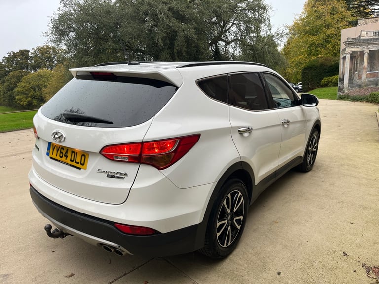 Hyundai, SANTA FE,Auto,tow bar, white, 4WD, FSH, new wheels, MOT & service! No advisory’s, 2014, 4X4