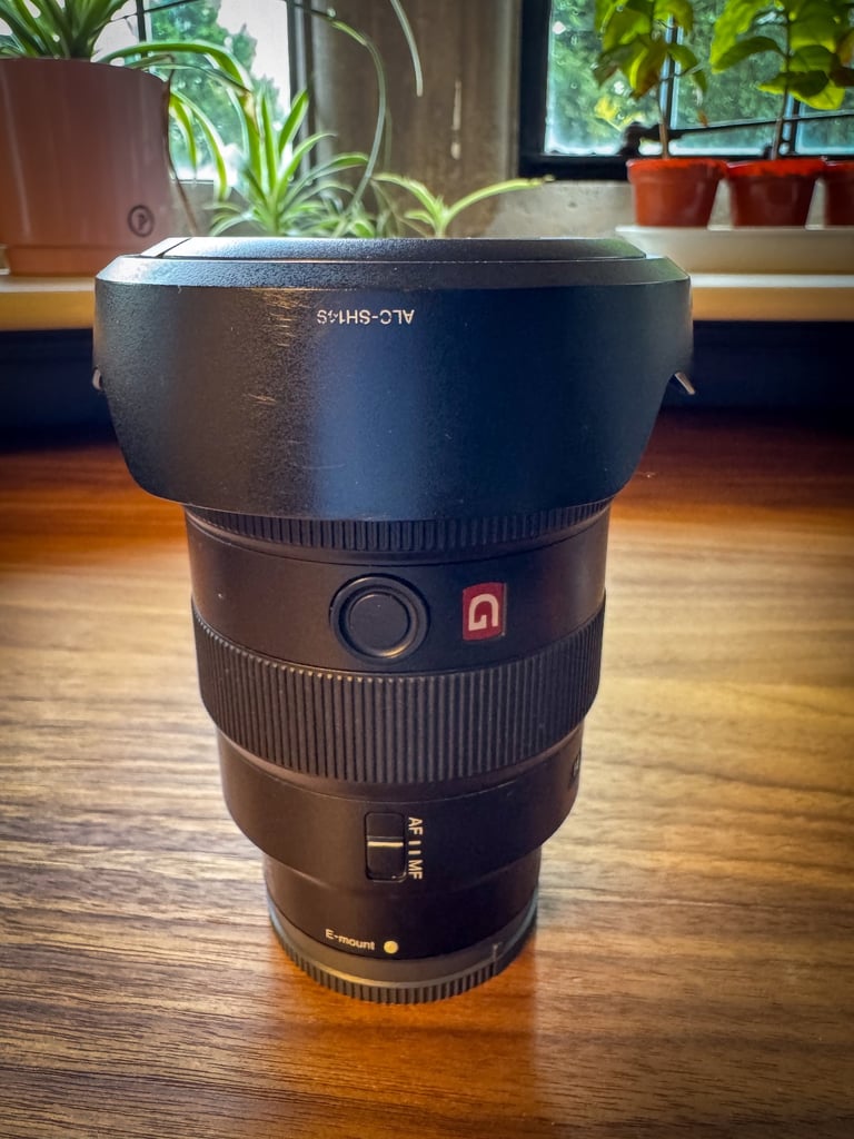 Sony GM 16-35 f2.8 - pristine!