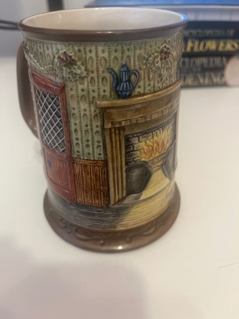 Royal Doulton John Beswick Yule 1976