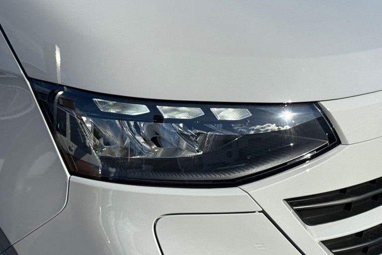 2025 Volkswagen Transporter 160kW 65kWh Commerce Pro Van Auto Van Automatic