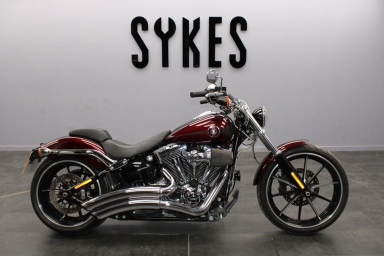 2015 Harley-Davidson FXSB Softail Breakout in Mysterious Red Sunglo