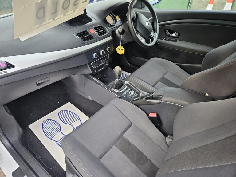 2011 Renault Megane 1.6 16V 110 Dynamique TomTom 3dr COUPE Petrol Manual