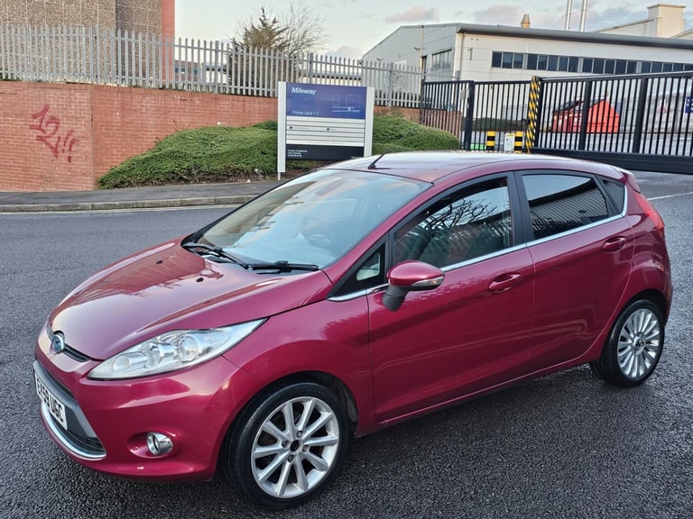 2009 Ford Fiesta 1.6 Titanium 5dr HATCHBACK Petrol Manual - Image 13