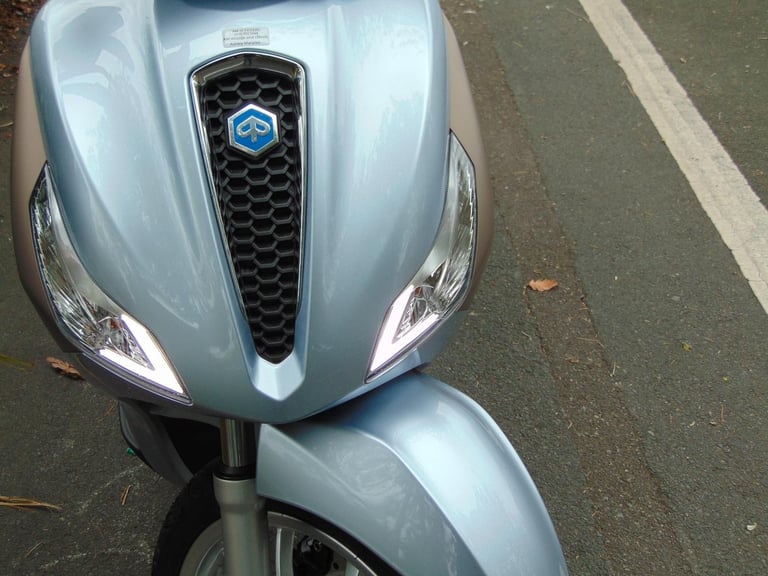 Piaggio Medley 125 2024 1owner 954 dry weather miles unmarked immaculate p/ex ok