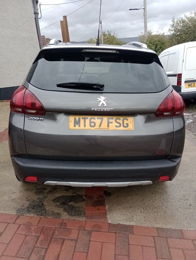 Peugeot, 2008, Hatchback, 2017, Manual, 1199 (cc), 5 doors