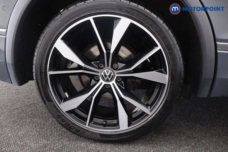 2021 Volkswagen Tiguan 1.5 TSI 150 R-Line 5dr DSG SUV Petrol Automatic