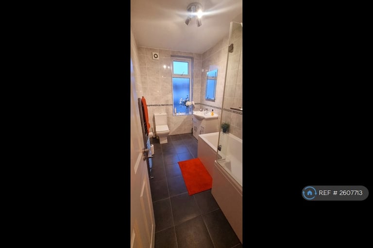 4 bedroom flat in Locket Road, Harrow, HA3 (4 bed) (#2607713)