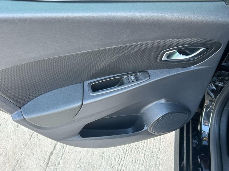 RENAULT CLIO 1.6 Renaultsport Nav 220 Trophy Auto 2017