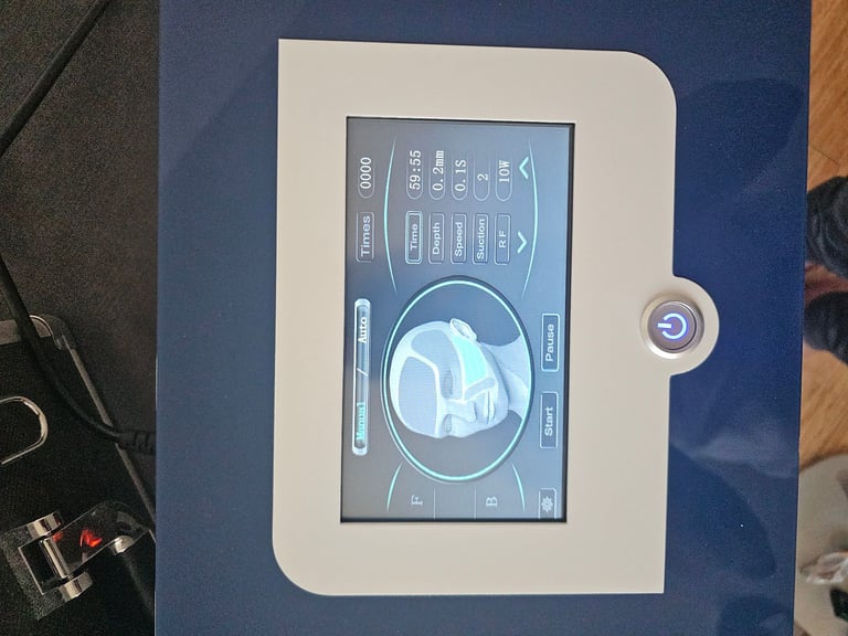 The Radio Frequency microneedling machine 