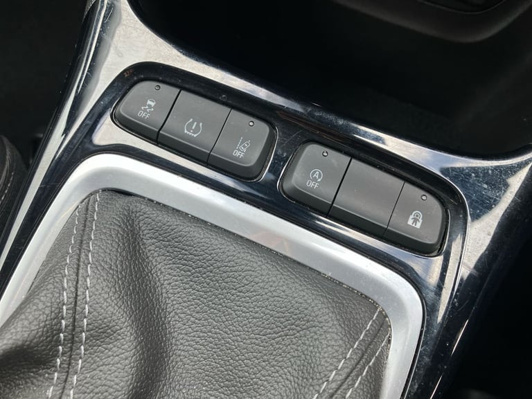 2022 Vauxhall Crossland 1.2 Turbo [130] Ultimate 5dr Hatchback PETROL Manual