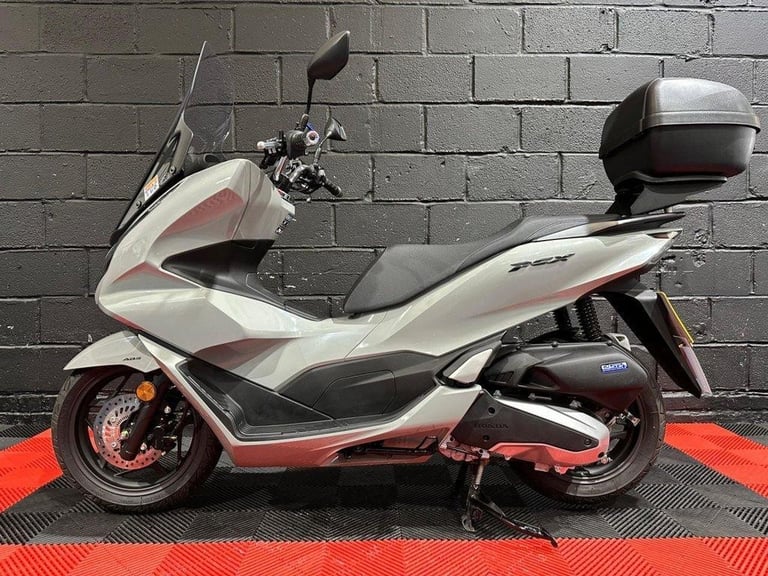 2024 74 HONDA PCX125 FINANCE SPECIALISTS APPLY NOW