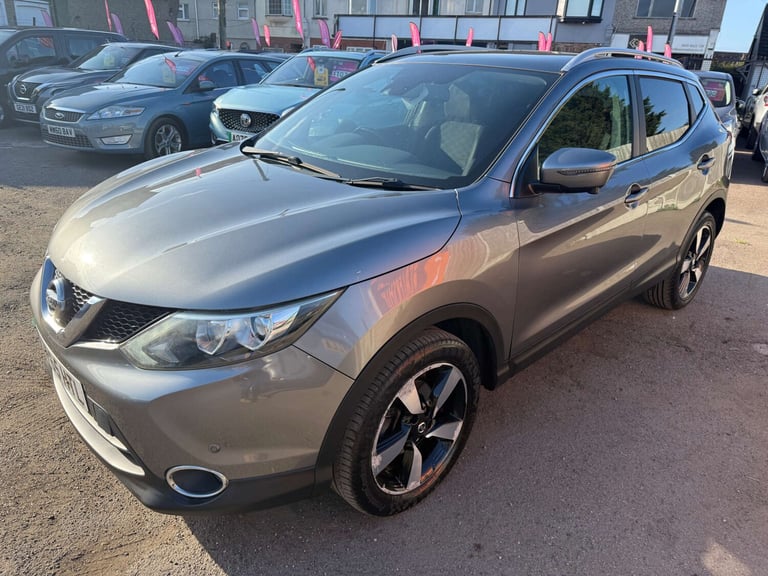 2015 Nissan Qashqai 1.6 DiG-T N-Tec+ 5dr HATCHBACK PETROL Manual