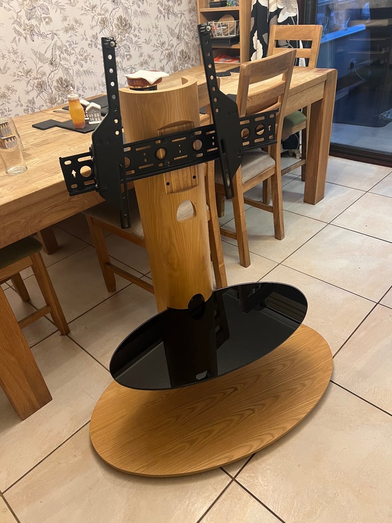 image for AVF Affinity Chepstow 930 TV Stand