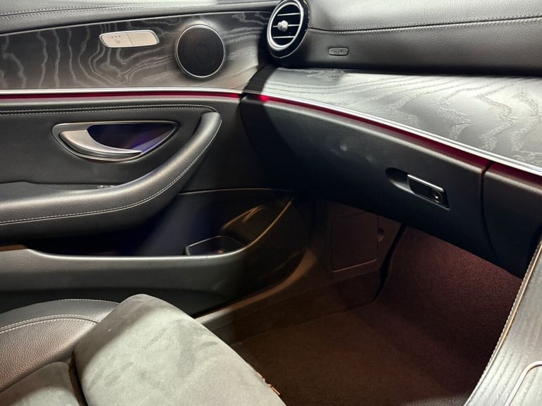 2019 Mercedes-Benz E-Class E300de AMG Line 5dr 9G-Tronic ESTATE DIESEL/ELECTRIC Automatic
