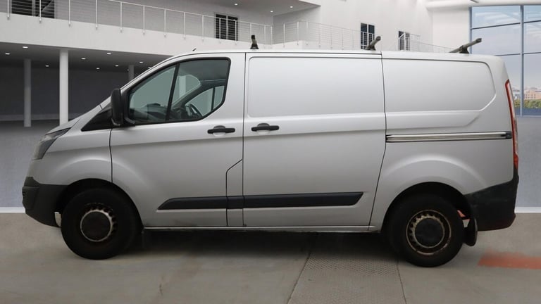 2015 Ford Transit Custom 2.2 TDCi 125ps Low Roof Van PANEL VAN Diesel Manual