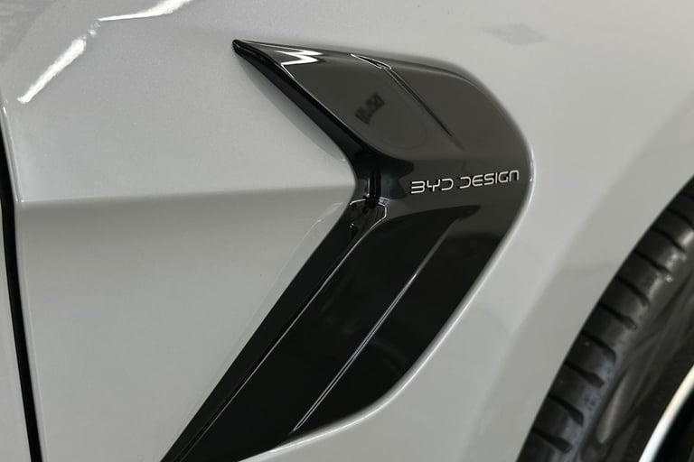 2025 BYD Seal 230kW Design 83kWh 4dr Auto SALOON ELECTRIC Automatic