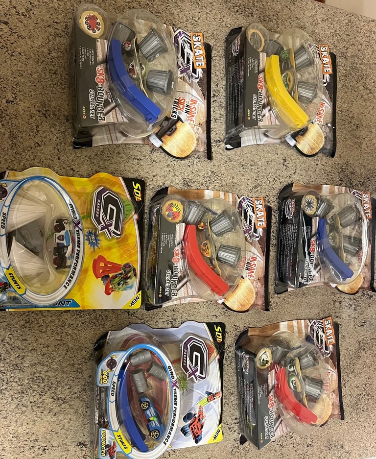 GX racers and skate bundle