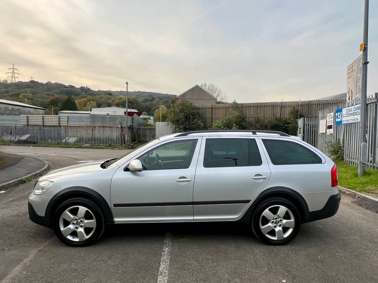 2013 Skoda Octavia 2.0 TDI CR Scout 4x4 5dr Ex Police ESTATE Diesel Manual