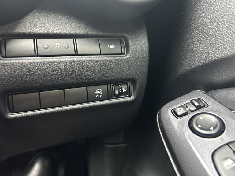 2023 Nissan Juke 1.0 DIG-T N-CONNECTA 5DR Manual Hatchback Petrol Manual