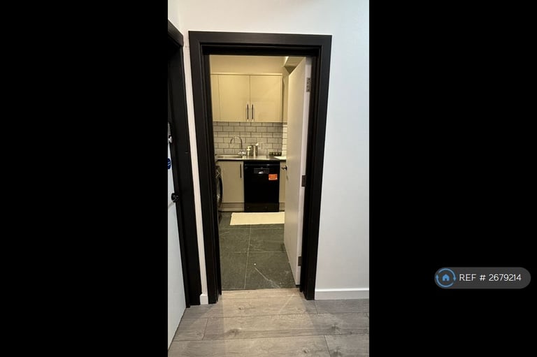 1 bedroom in Brand New Amazing House, Harrow, HA3 (#2679214)