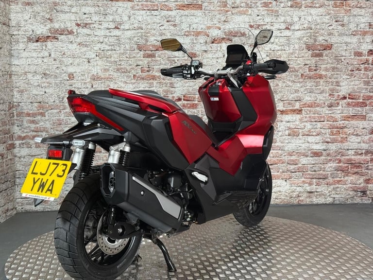 HONDA X-ADV - 2023 Petrol Automatic in Red