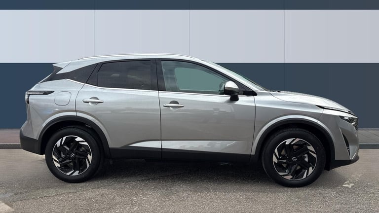 2025 Nissan Qashqai 1.3 DiG-T MH N-Connecta [Glass Roof] 5dr Petrol Hatchback Hatchback Petrol Ma...
