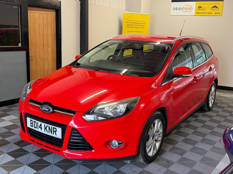 2014 Ford Focus 1.0T EcoBoost Titanium Navigator Euro 5 (s/s) 5dr ESTATE Petrol Manual