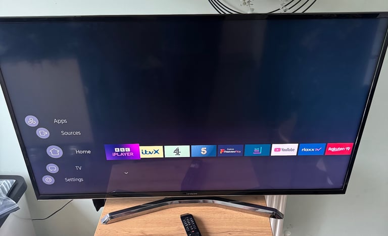 image for 50 inch 4k hitachi smart tv 