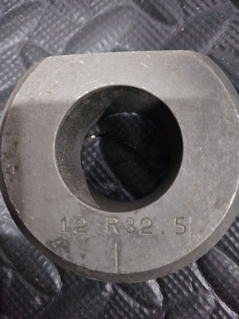 OP centre bender pipe/tube